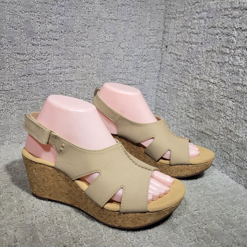 Clarks Annadel Bari Sand Leather Nubuck Wedge Sandals Womens Size 8.5,10,11 NEW - Picture 12 of 15